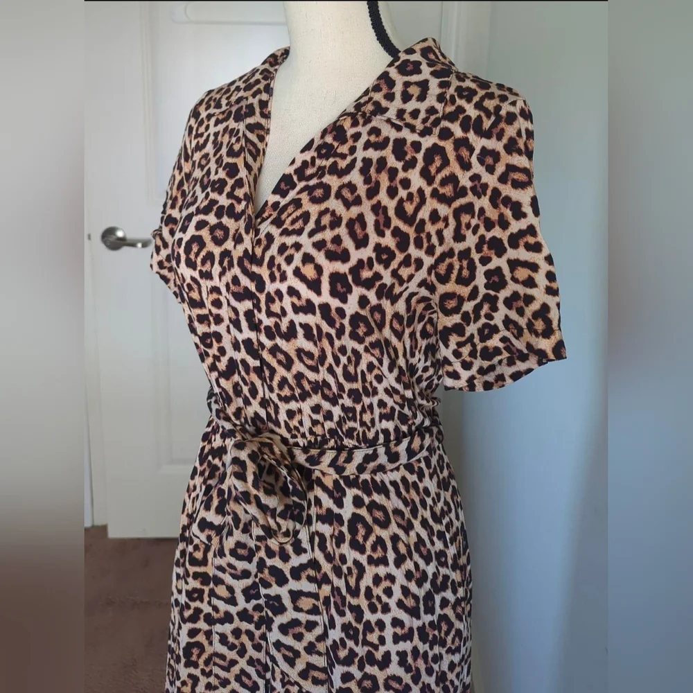H&M Animal Print Maxi Dress - Picture 3 of 6